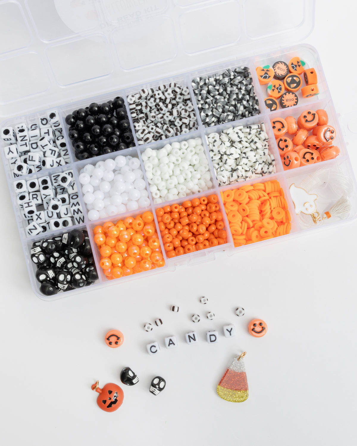 Boîte à perles DIY avec lettres d'Halloween